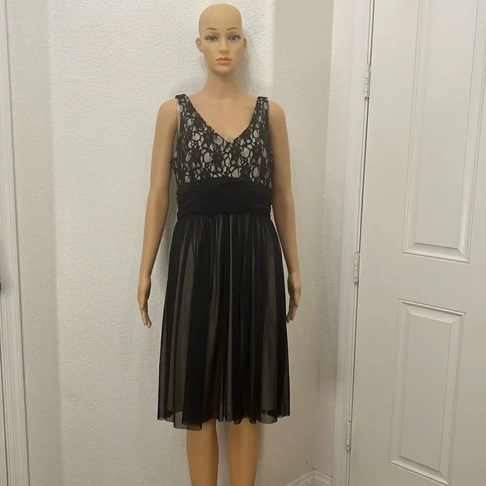 K Jordan Dress Black Sz 14 Tan Black Sheer Floral Lace V Neck Short Sleeve Midi